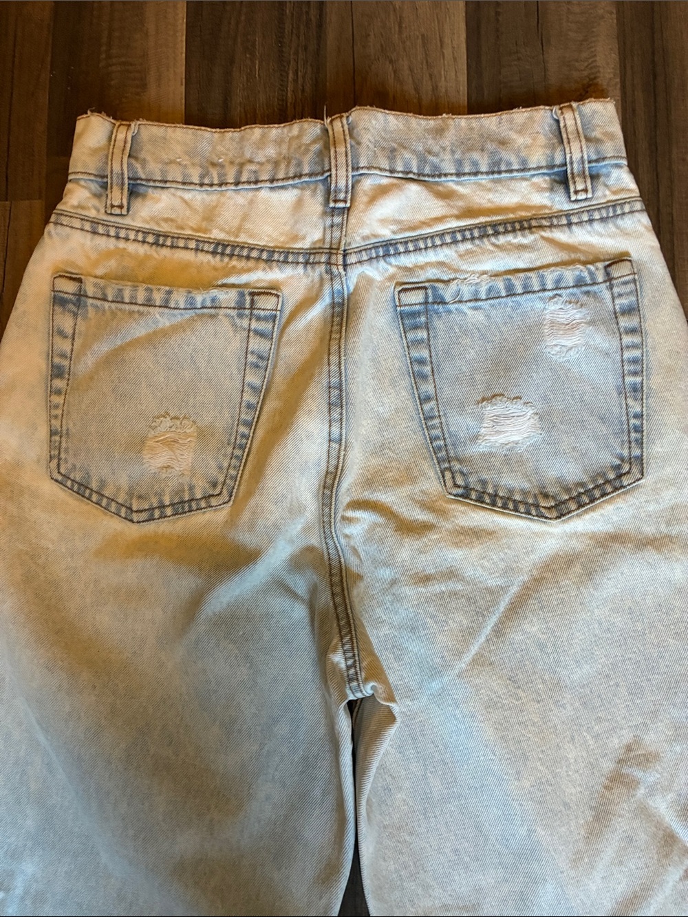 Ardene Distressed Light Blue Wash High-Rise Mom Jeans- Size 3